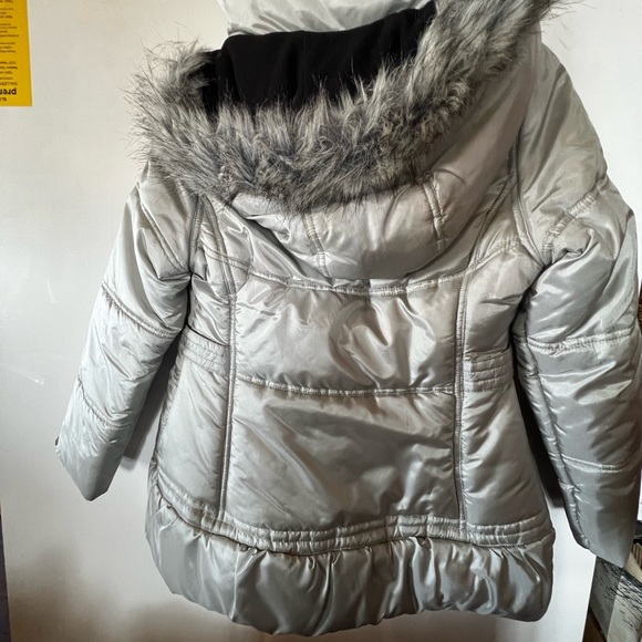 Like new Route 66 kids Jacket - Picture 2 of 3